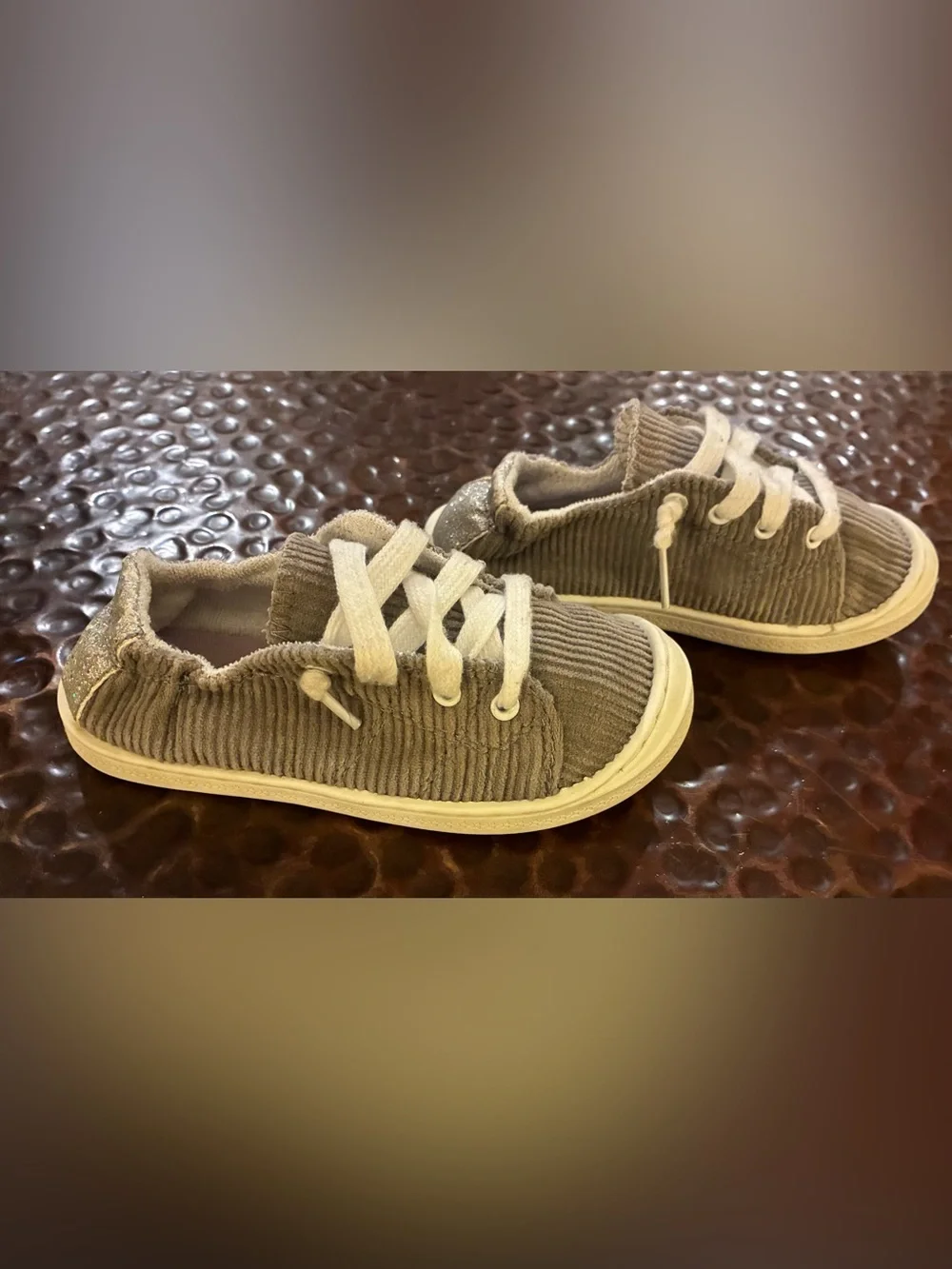 Girls Toddler Wonder Nation Brand Gray Corduroy Lace-Up Sneakers Size 11
